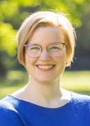 Dr. Stefa Hirsch